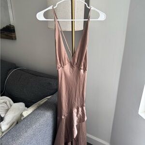 Elegant Brown Sleeveless Dress
